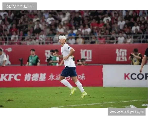 摩羯座足球明星盘点：他们在绿茵场上的辉煌与成就